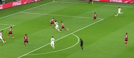 半岛体育平台-【世俱杯】莱万梅开二度 拜仁2比0胜阿赫利挺进决赛